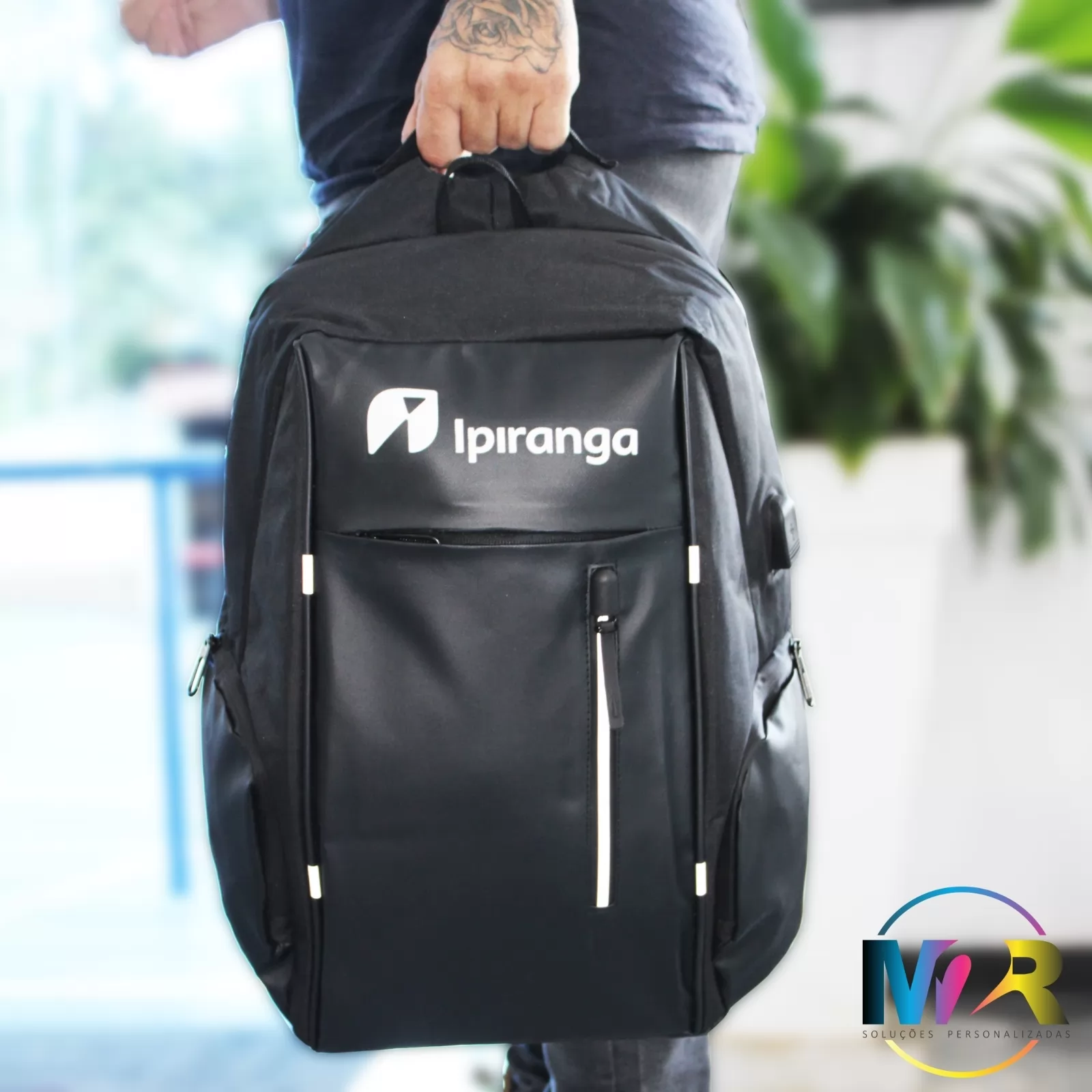 MOCHILA PRETA CATALAGOGADA IPIRANGA MC370